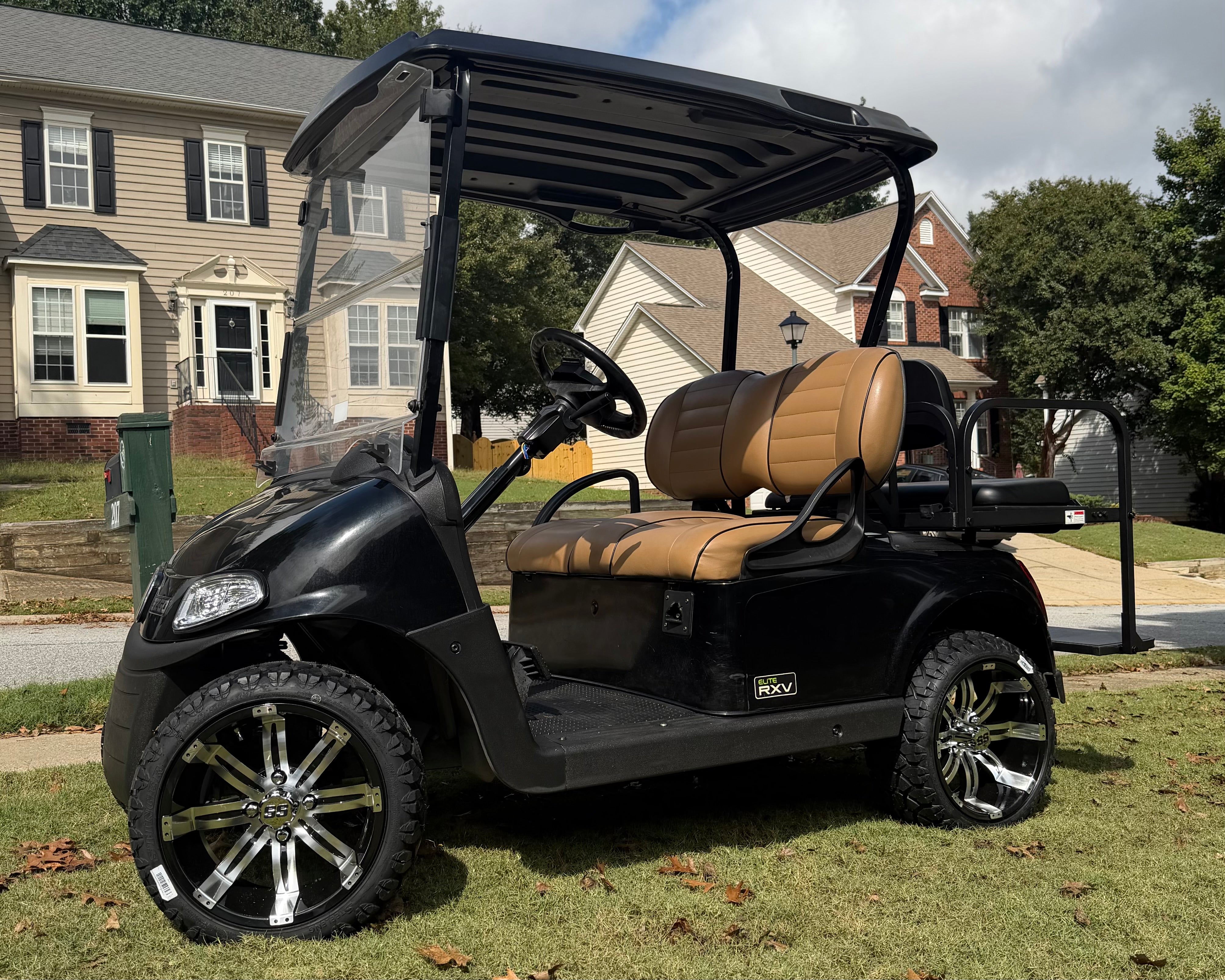 2021 EZGO RXV Elite Lithium Ion Golf Cart (31054)