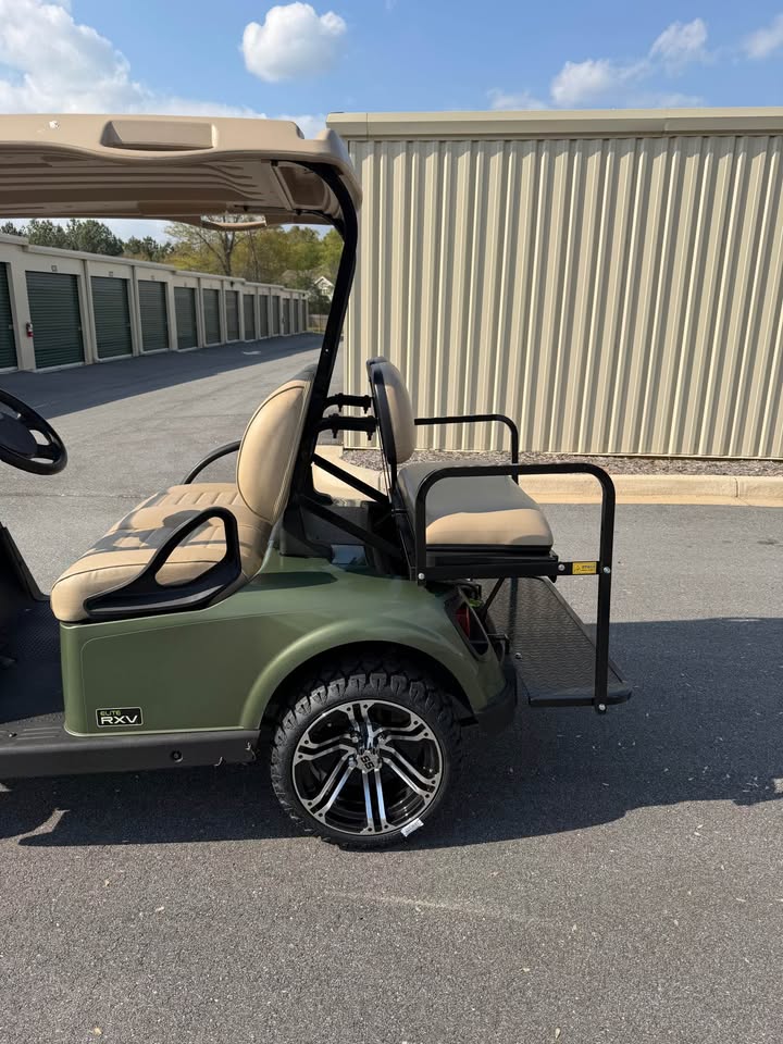 2020 EZGO RXV Elite Lithium Ion Golf Cart