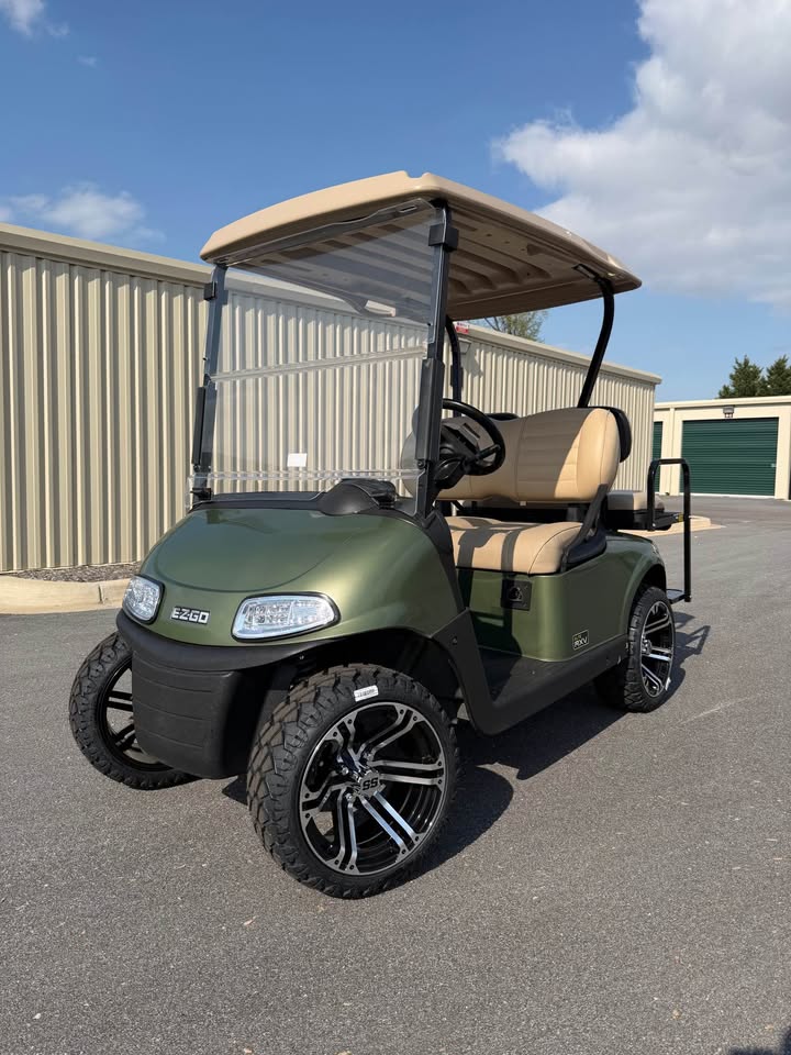 2020 EZGO RXV Elite Lithium Ion Golf Cart