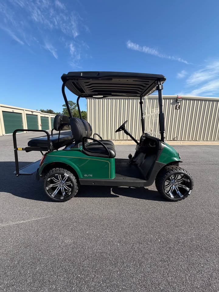 2020 EZGO RXV Elite Lithium Ion Golf Cart