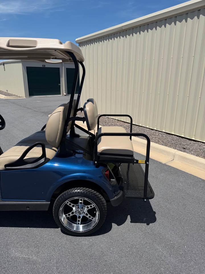 2020 EZGO RXV Elite Lithium Ion Golf Cart