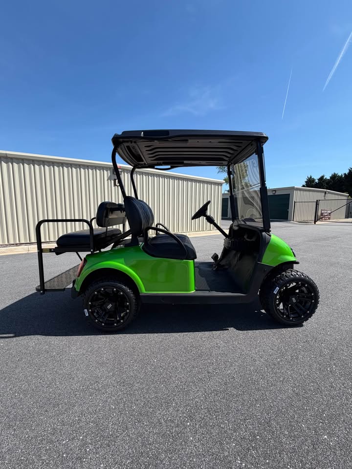 2020 EZGO RXV Elite Lithium Ion Golf Cart