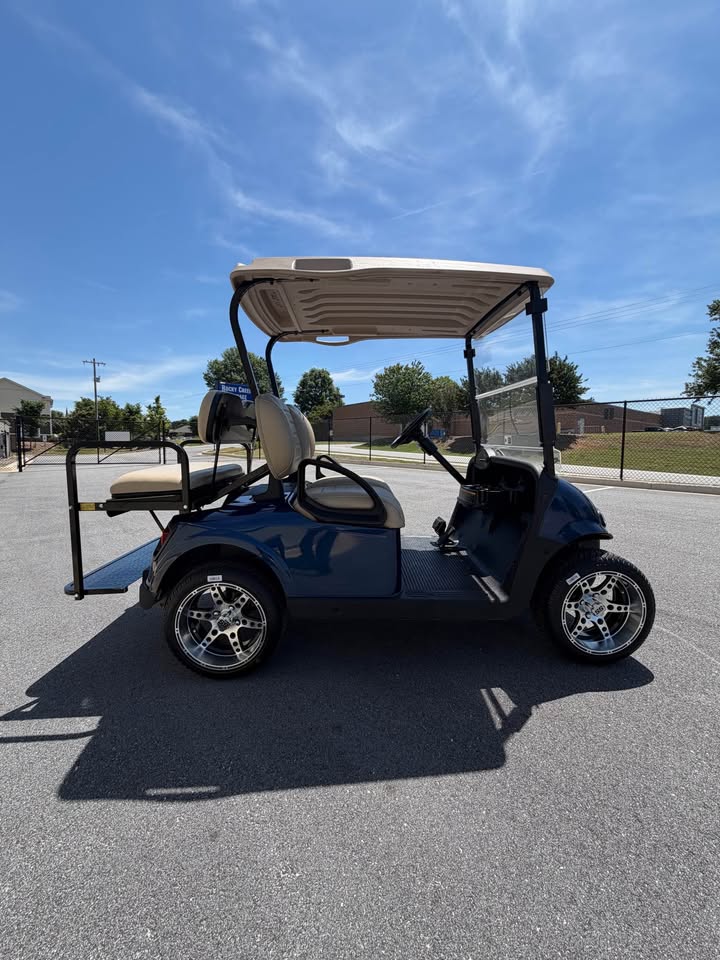 2020 EZGO RXV Elite Lithium Ion Golf Cart