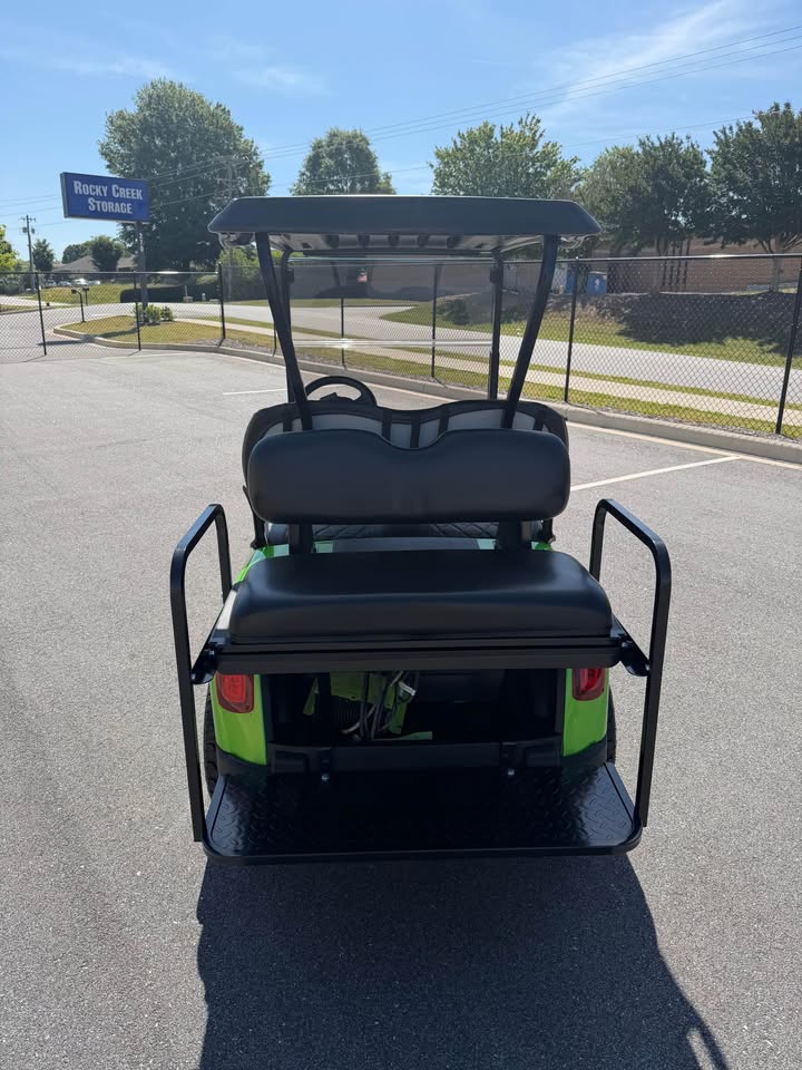 2020 EZGO RXV Elite Lithium Ion Golf Cart