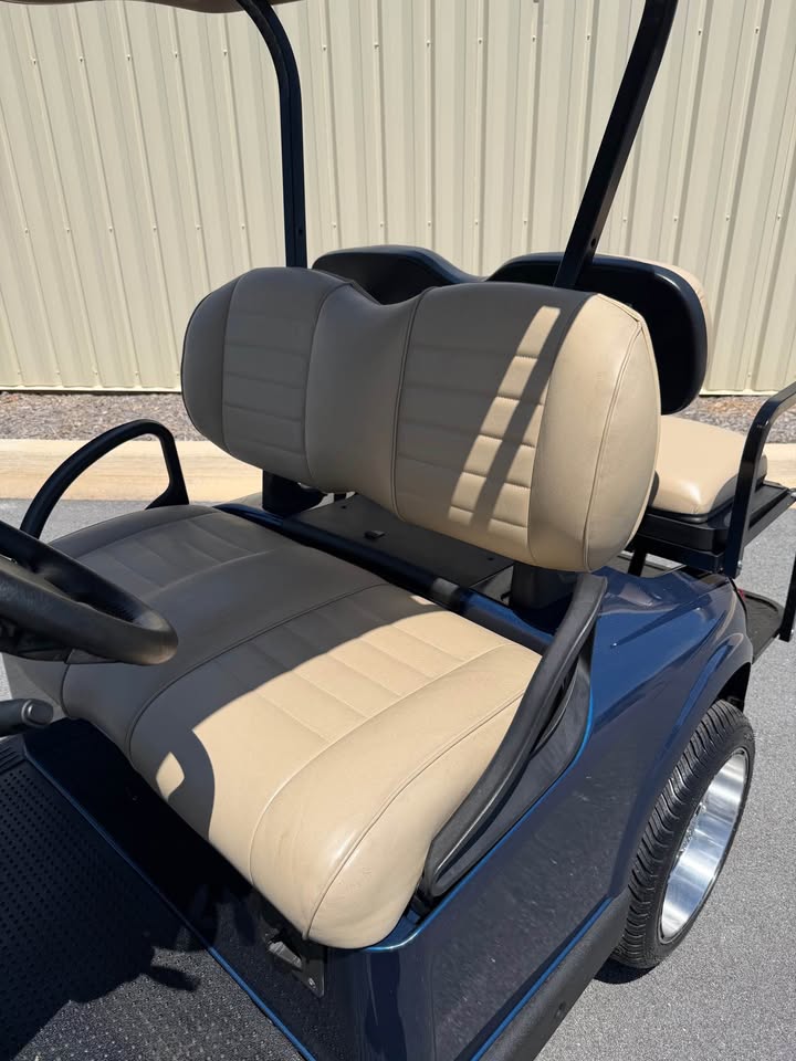 2020 EZGO RXV Elite Lithium Ion Golf Cart