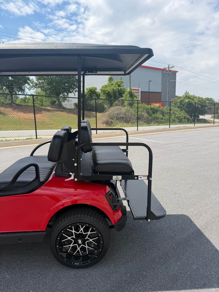 2020 EZGO RXV Elite Lithium Ion Golf Cart