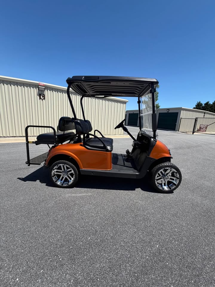 2019 EZGO RXV Elite Lithium Ion Golf Cart