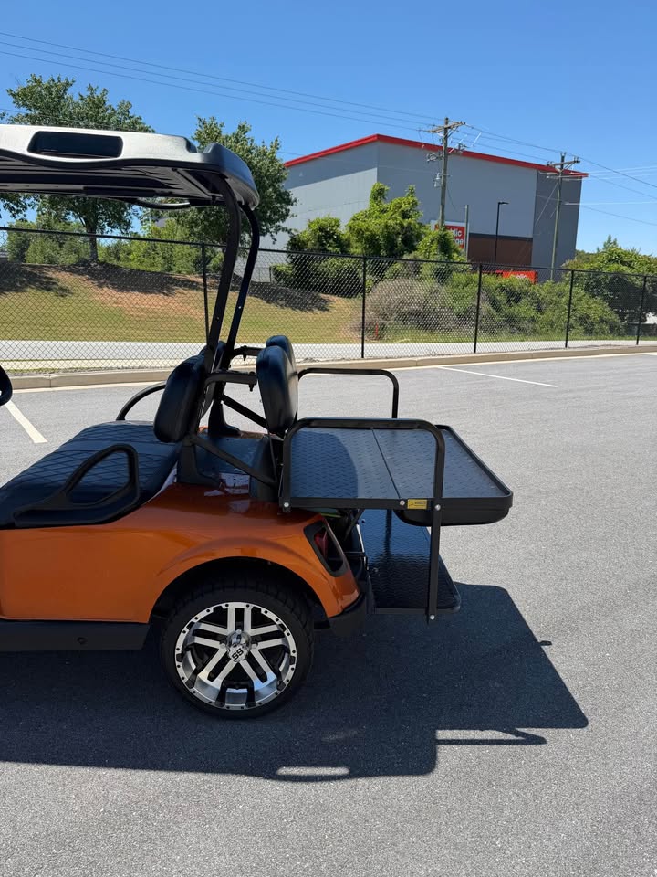 2019 EZGO RXV Elite Lithium Ion Golf Cart