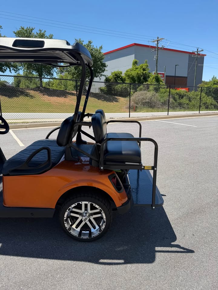 2019 EZGO RXV Elite Lithium Ion Golf Cart