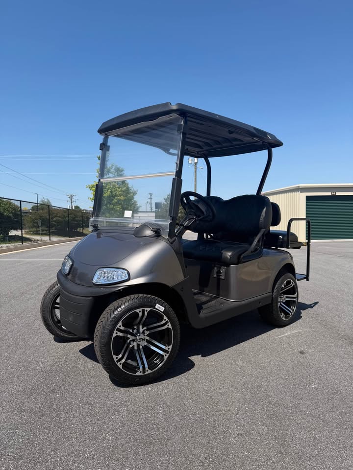 2020 EZGO RXV Elite Lithium Ion Golf Cart