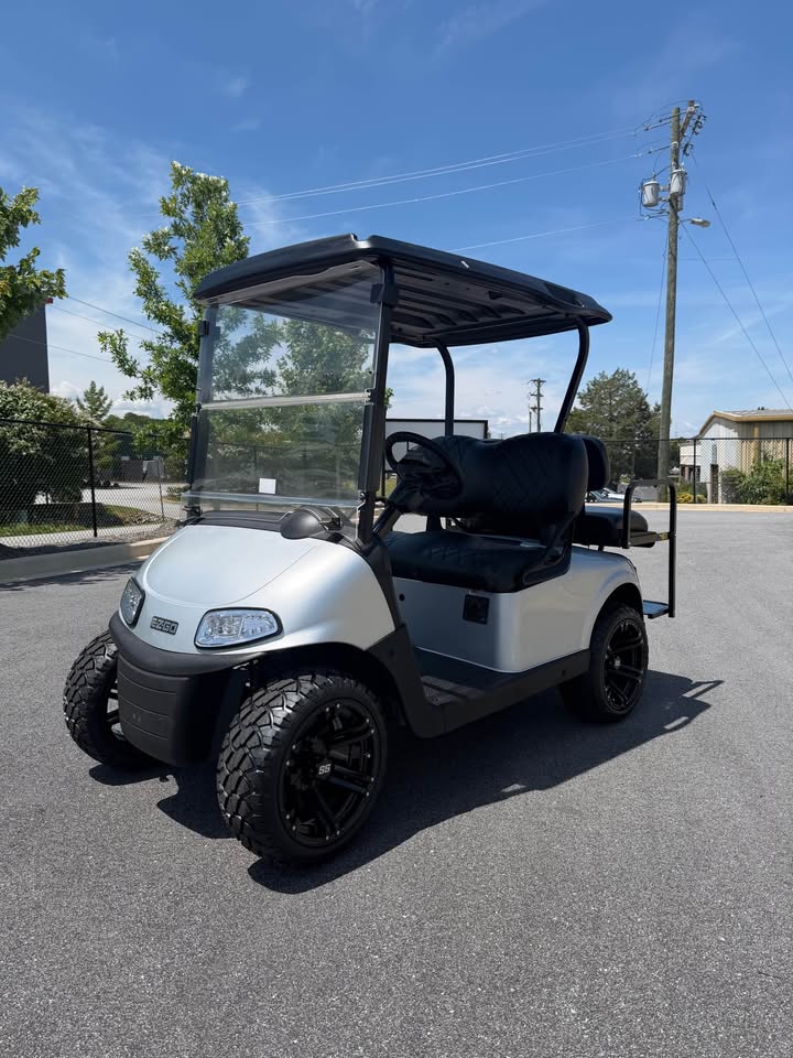 2020 EZGO RXV Elite Lithium Ion Golf Cart