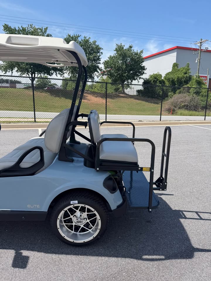 2022 EZGO RXV Elite Lithium Ion Golf Cart