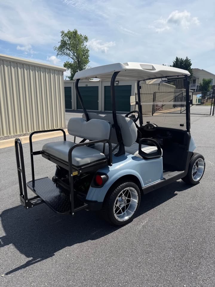 2022 EZGO RXV Elite Lithium Ion Golf Cart