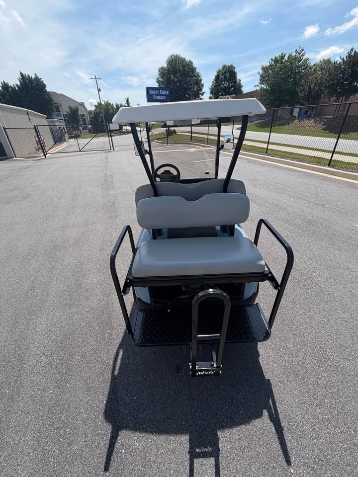 2022 EZGO RXV Elite Lithium Ion Golf Cart