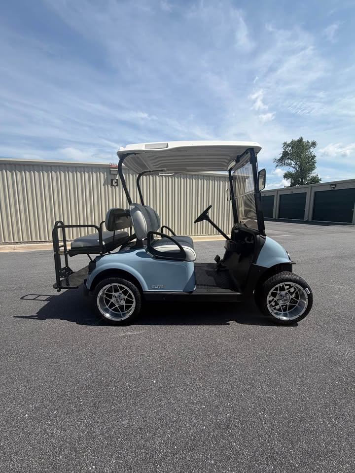 2022 EZGO RXV Elite Lithium Ion Golf Cart
