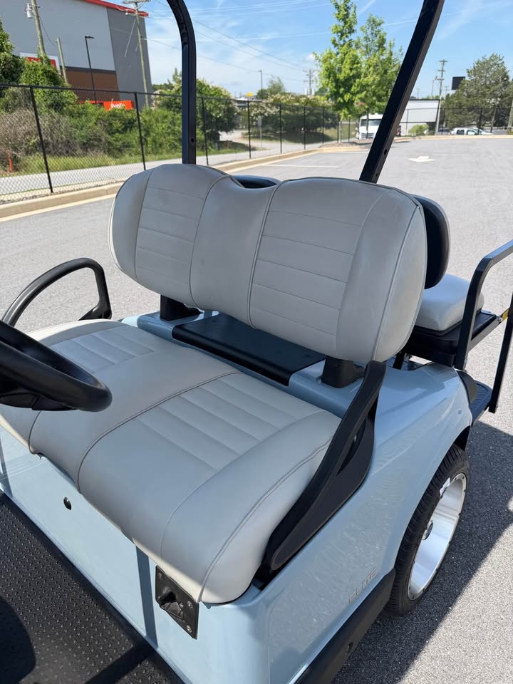 2022 EZGO RXV Elite Lithium Ion Golf Cart