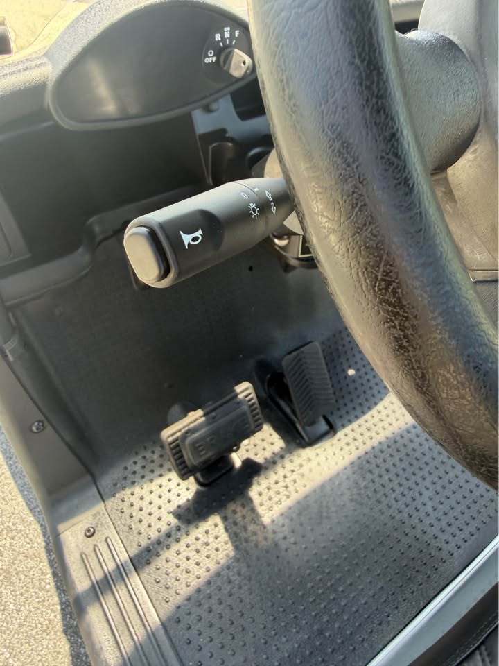 2020 EZGO RXV Elite Lithium Ion Golf Cart