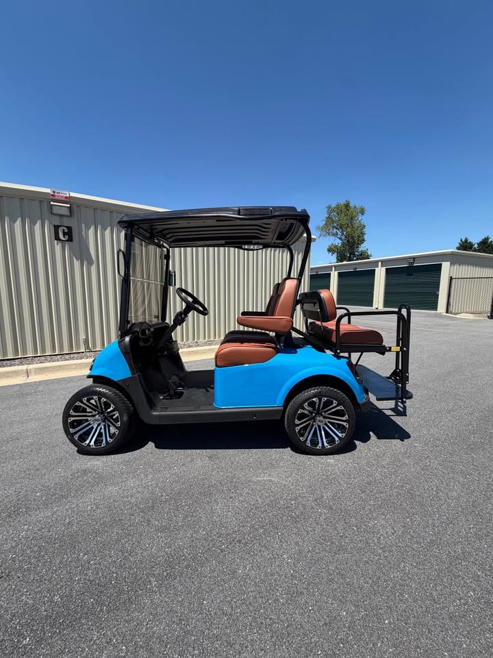 2020 EZGO RXV Elite Lithium Ion Golf Cart