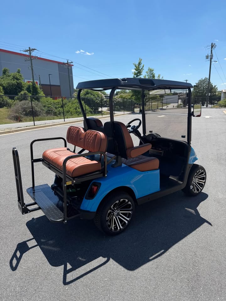 2020 EZGO RXV Elite Lithium Ion Golf Cart