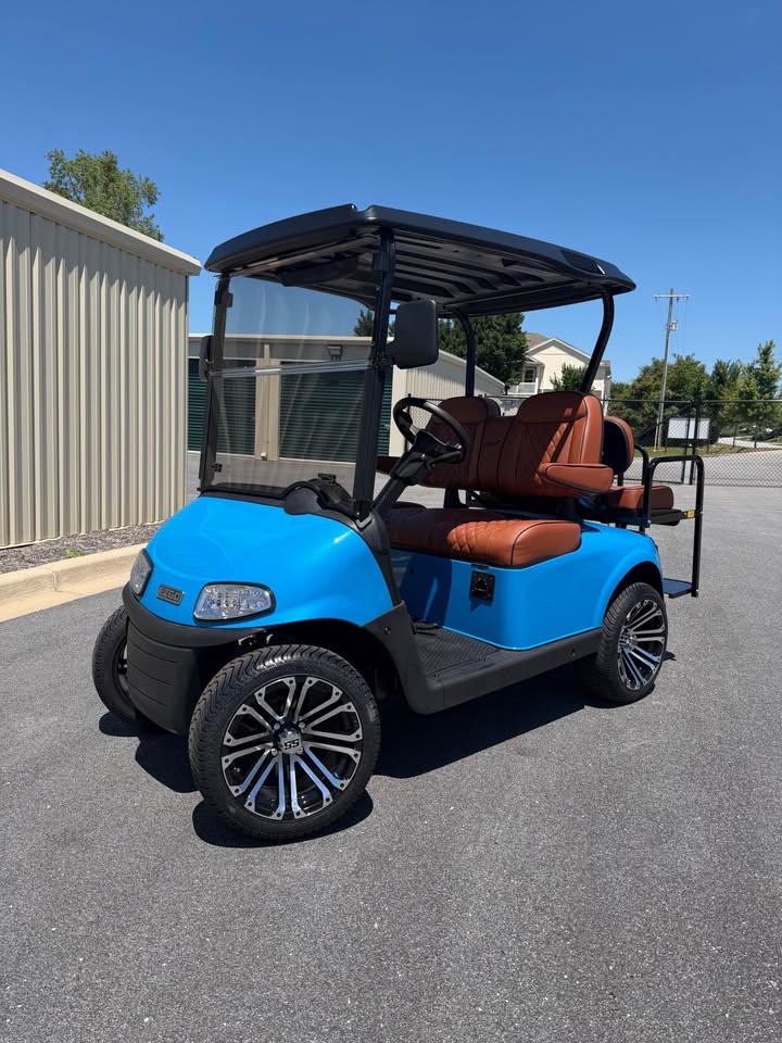 2020 EZGO RXV Elite Lithium Ion Golf Cart