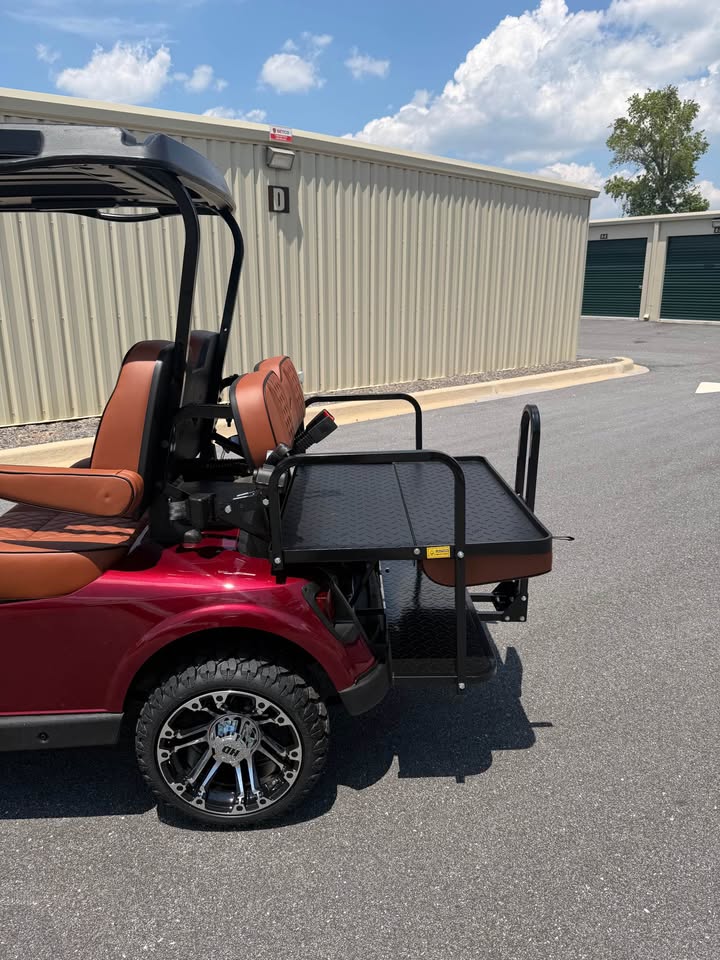 EZGO RXV Elite Lithium Ion Golf Cart
