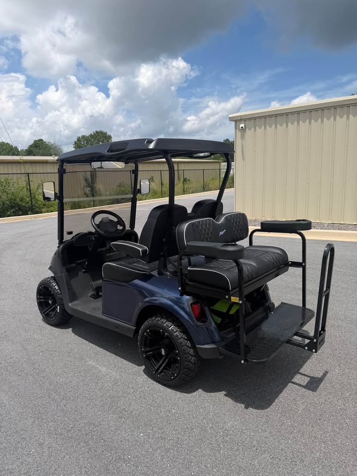 2020 EZGO RXV Elite Lithium Ion Golf Cart