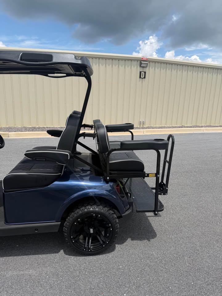 2020 EZGO RXV Elite Lithium Ion Golf Cart