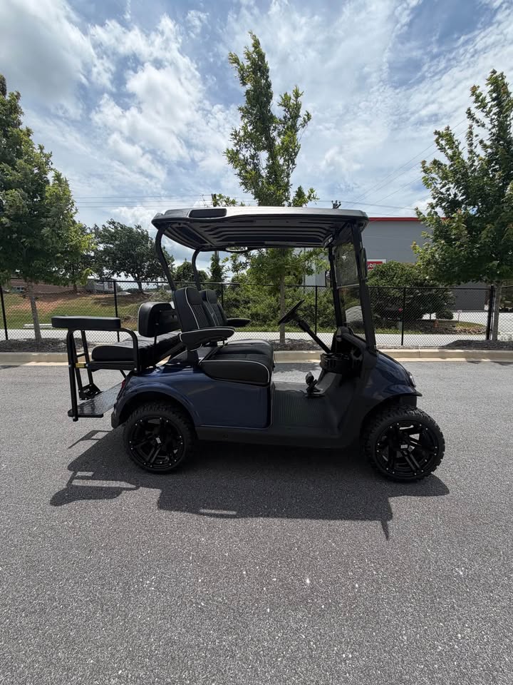 2020 EZGO RXV Elite Lithium Ion Golf Cart