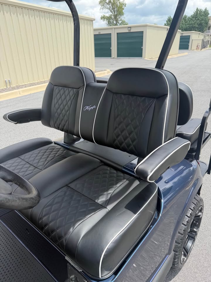 2020 EZGO RXV Elite Lithium Ion Golf Cart
