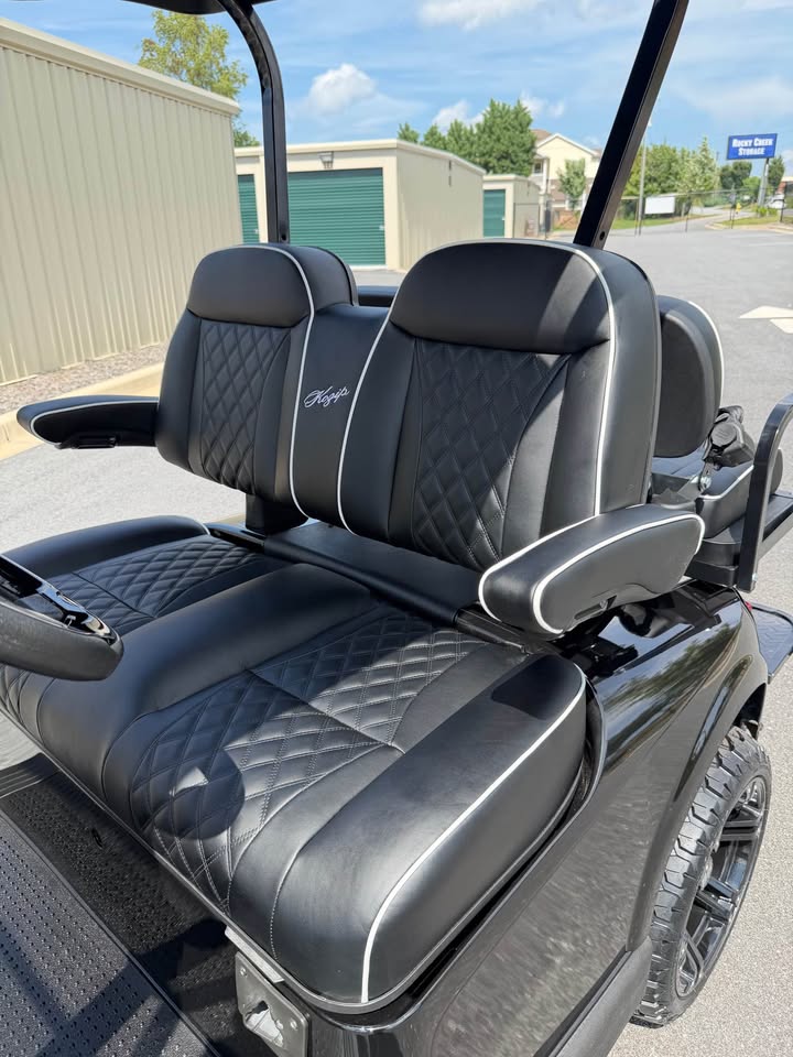 2021 EZGO RXV Elite Lithium Ion Golf Cart