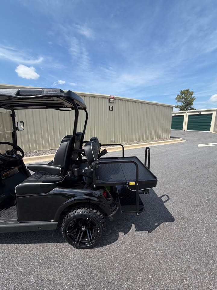 2021 EZGO RXV Elite Lithium Ion Golf Cart