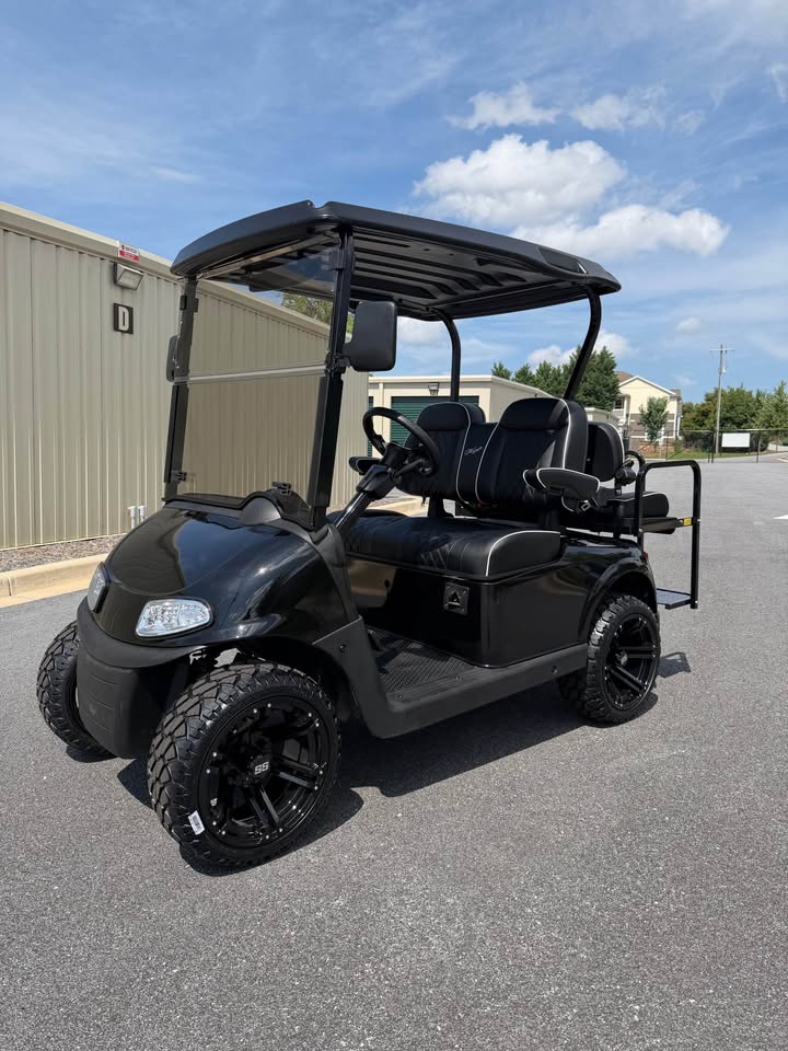 2021 EZGO RXV Elite Lithium Ion Golf Cart