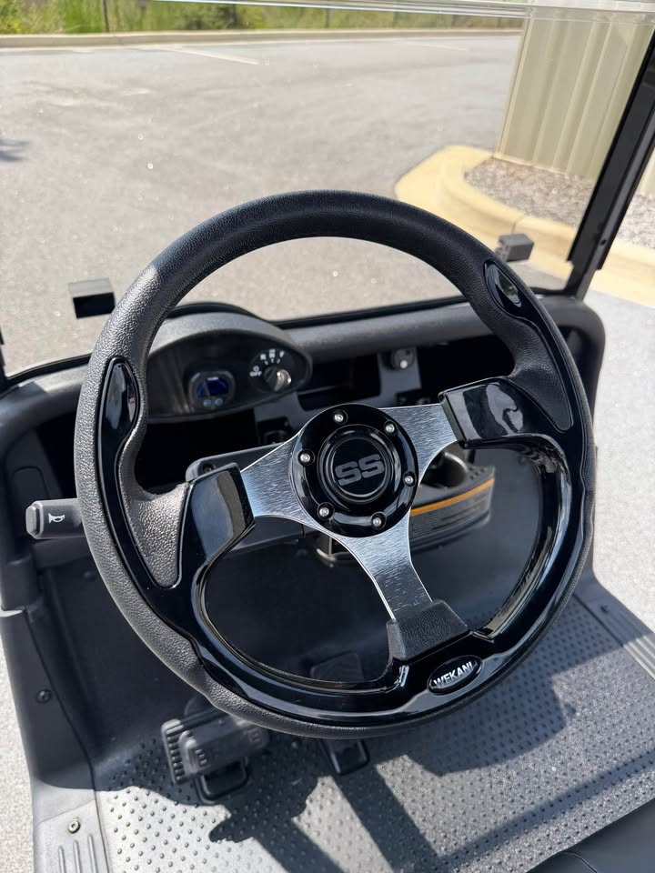 2021 EZGO RXV Elite Lithium Ion Golf Cart