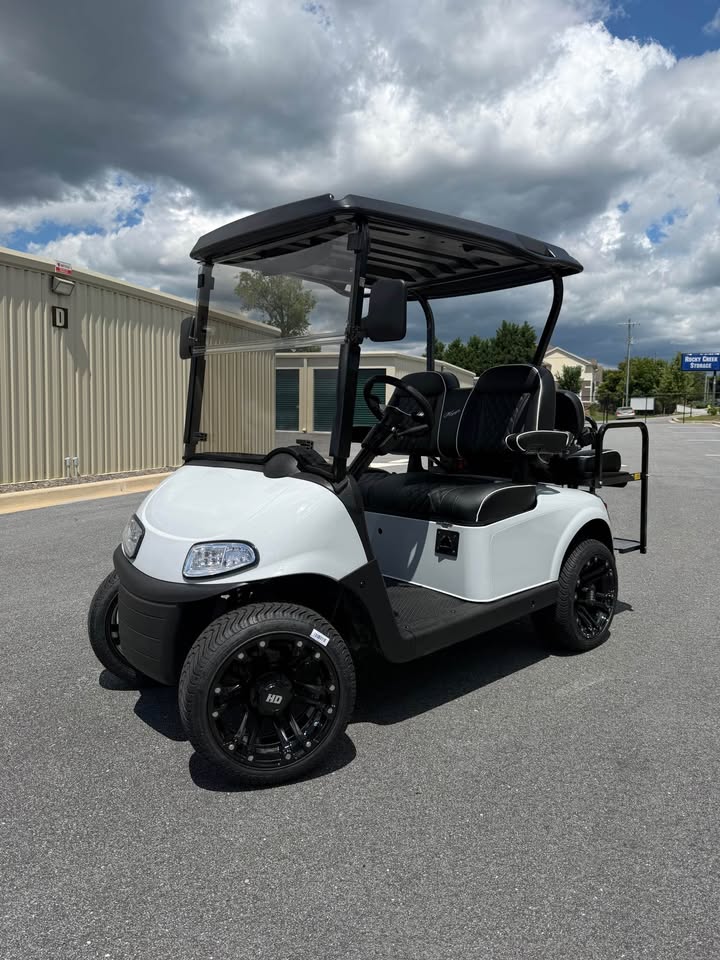 2021 EZGO RXV Elite Lithium Ion Golf Cart