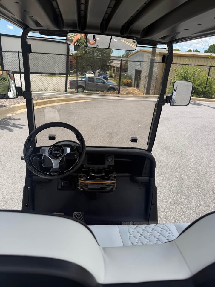 2021 EZGO RXV Elite Lithium Ion Golf Cart