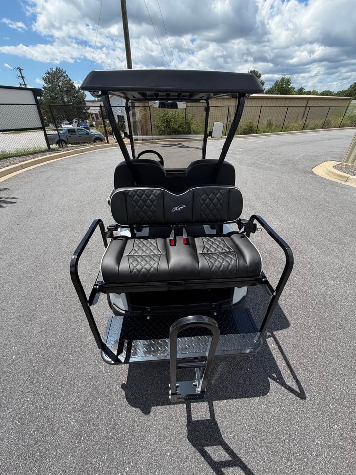 2021 EZGO RXV Elite Lithium Ion Golf Cart