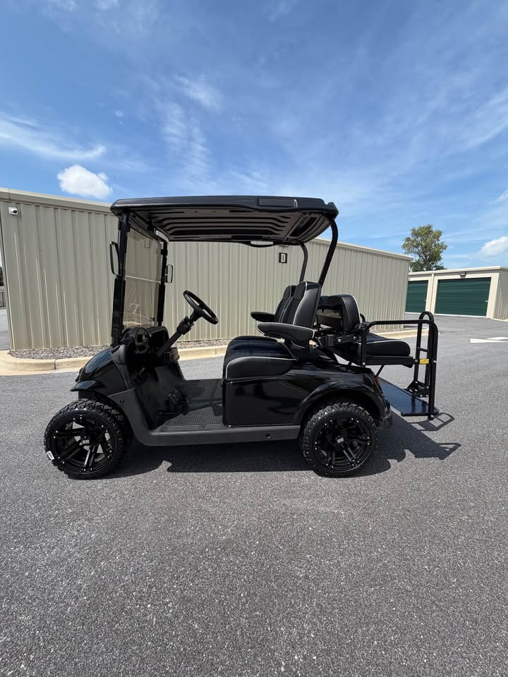 2021 EZGO RXV Elite Lithium Ion Golf Cart