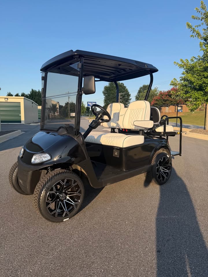 2021 EZGO RXV Elite Lithium Ion Golf Cart