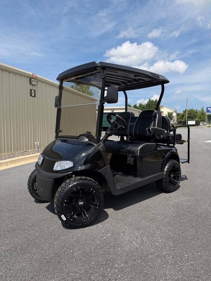 2021 EZGO RXV Elite Lithium Ion Golf Cart
