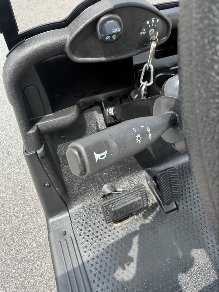 2021 EZGO RXV Elite Lithium Ion Golf Cart
