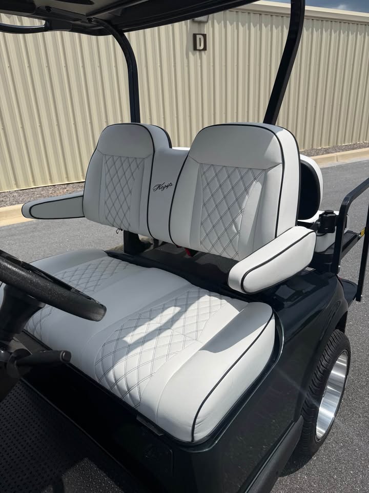 2021 EZGO RXV Elite Lithium Ion Golf Cart
