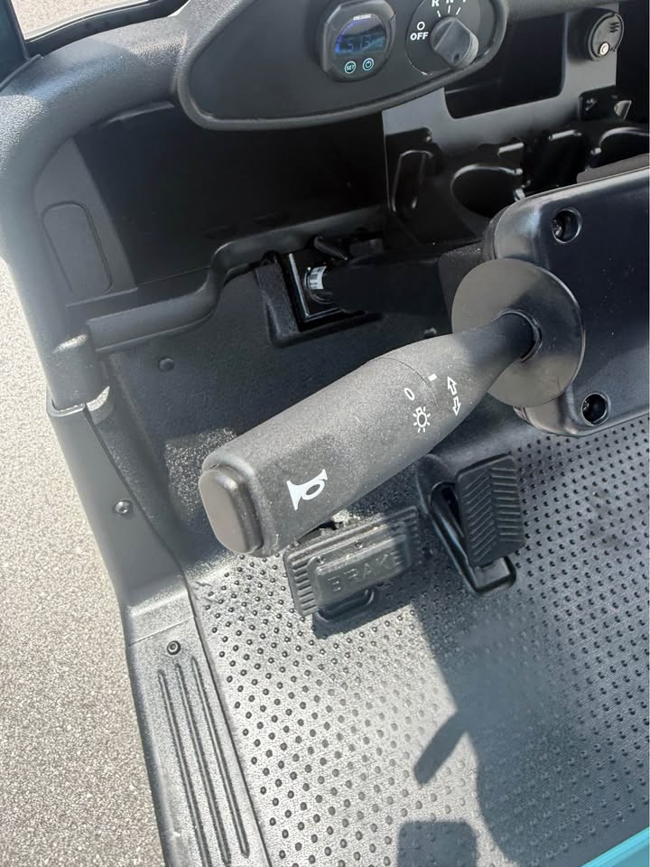 2021 EZGO RXV Elite Lithium Ion Golf Cart