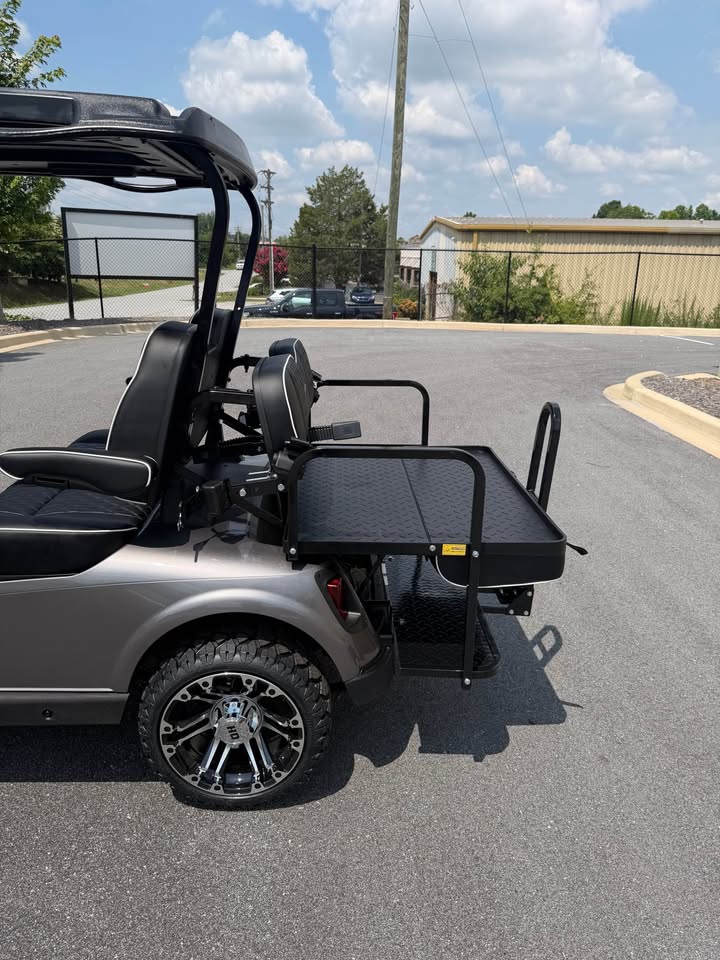 2021 EZGO RXV Elite Lithium Ion Golf Cart