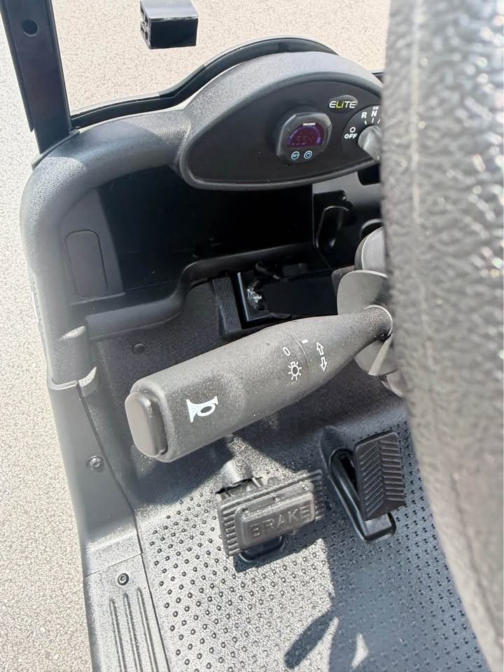 2021 EZGO RXV Elite Lithium Ion Golf Cart