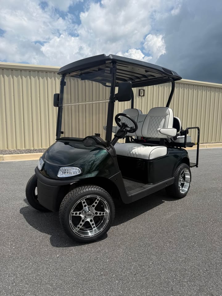 2021 EZGO RXV Elite Lithium Ion Golf Cart