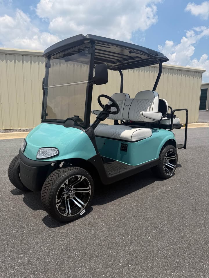 2021 EZGO RXV Elite Lithium Ion Golf Cart