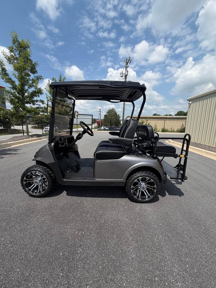 2021 EZGO RXV Elite Lithium Ion Golf Cart