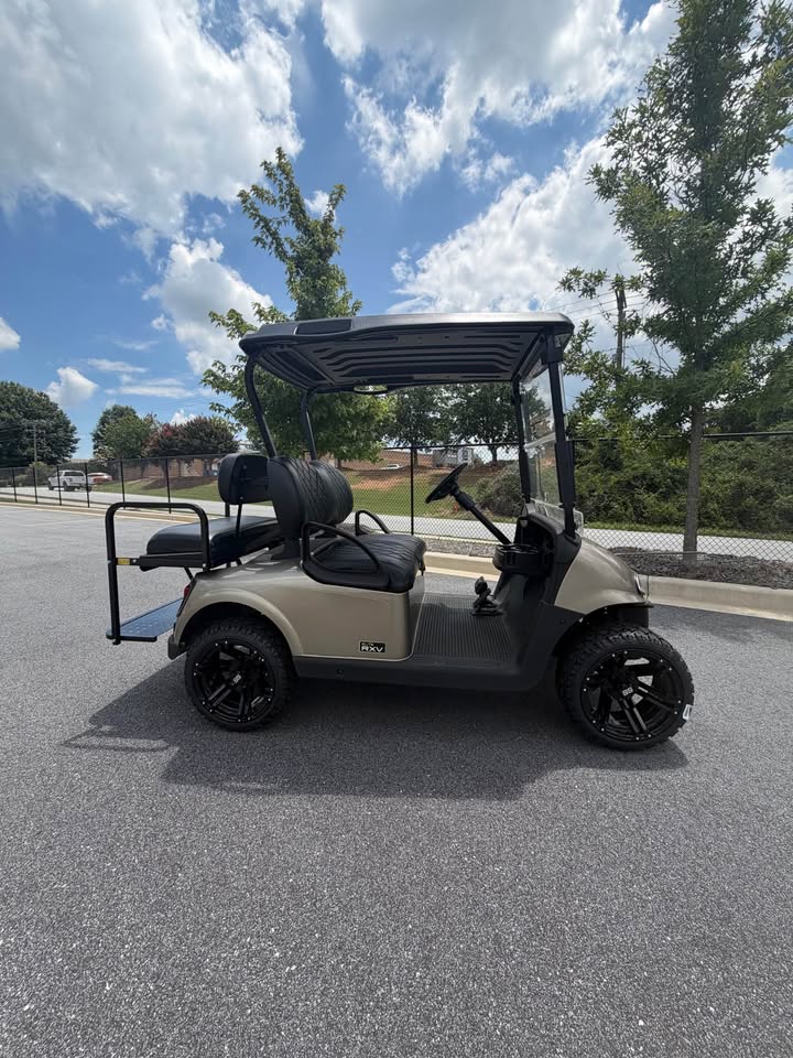 2020 EZGO RXV Elite Lithium Ion Golf Cart