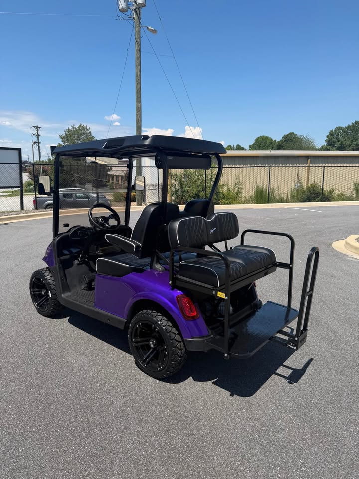 2021 EZGO RXV Elite Lithium Ion Golf Cart