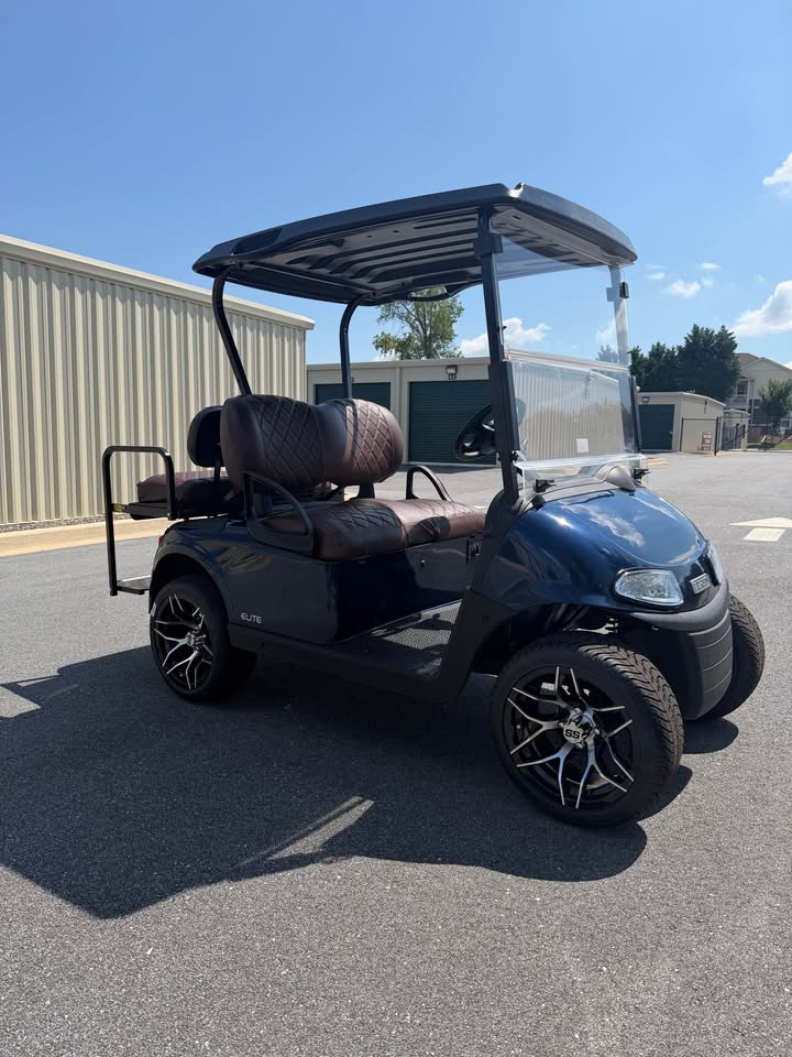 2021 EZGO RXV Elite Lithium Ion Golf Cart